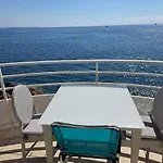 Bel Avec Vue アパート